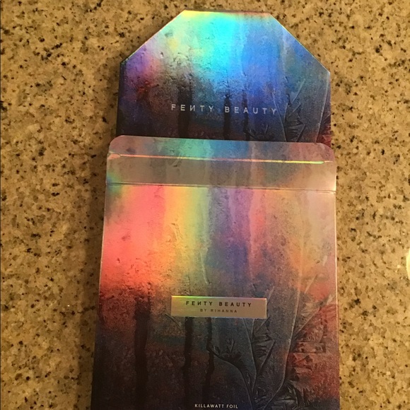 ⭐️Fenty Beauty Killawatt Foil Freestyle Palette⭐️ - Picture 10 of 12